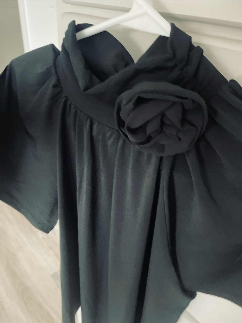 Black Floral Neck Detail Top